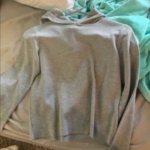 cropped pull over hoodie